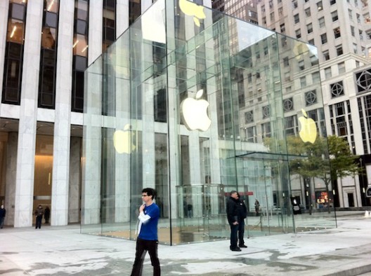 Renovated 5th Avenue Store 001