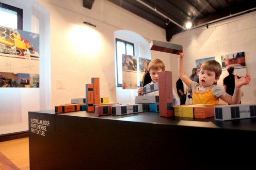 Container Architecture Exhibition (4)