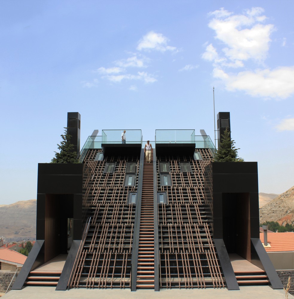 Plot 4328 / Bernard Khoury Architects