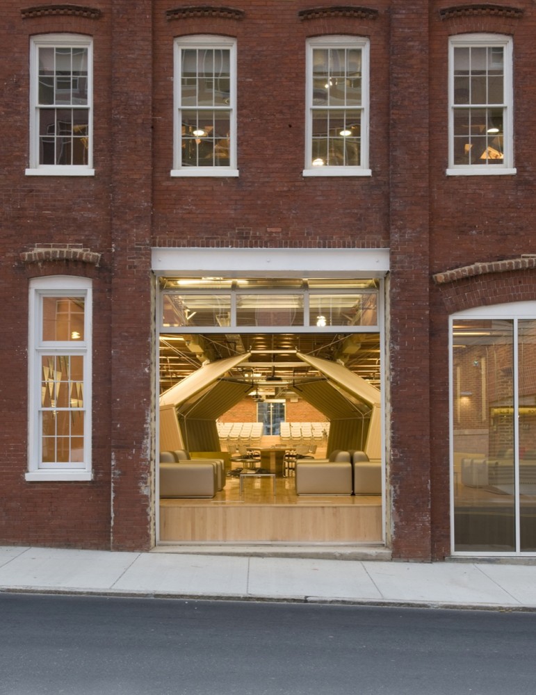 VCU Adcenter (Brandcenter) / Clive Wilkinson Architects