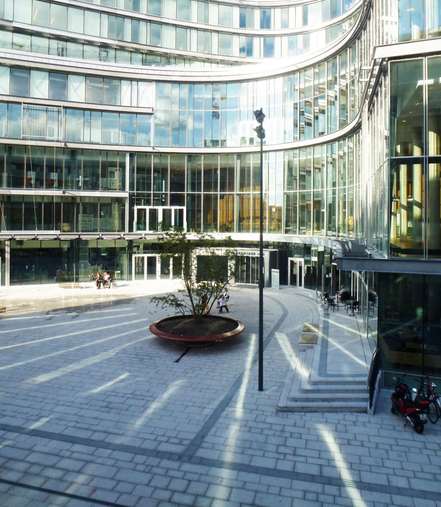 Lørenskog, central square / Østengen & Bergo AS