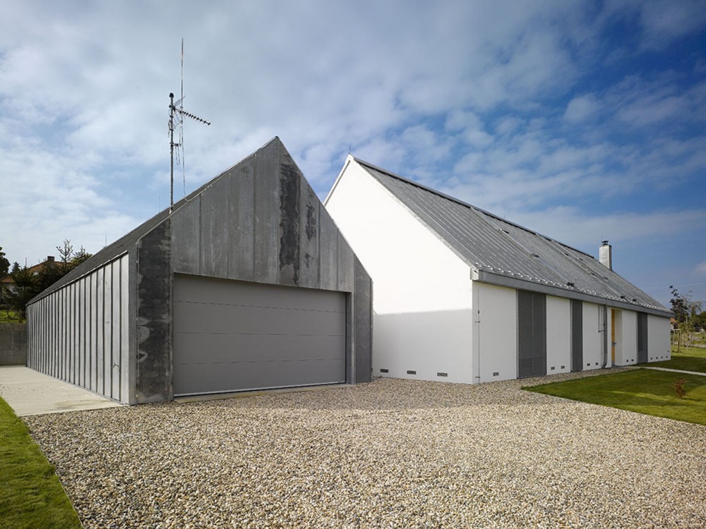 Family House in Klokočná / Studio pha