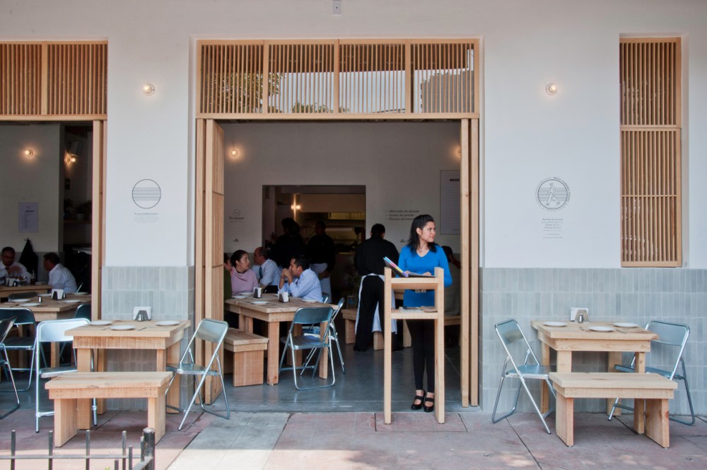 Cantina Mexicana Restaurant / Taller Tiliche