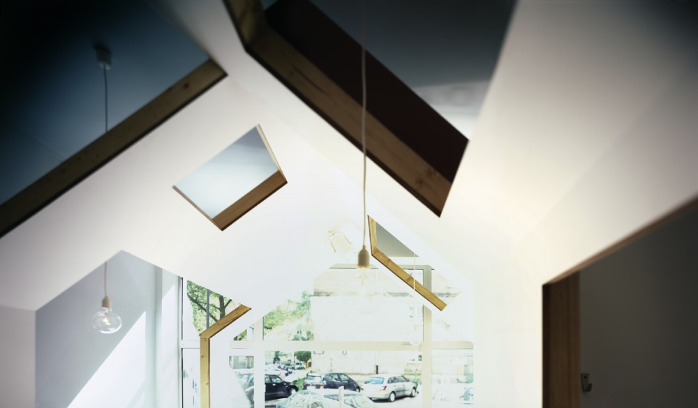 FIU FIU Boutique / BudCud and Marcin Kwietowicz