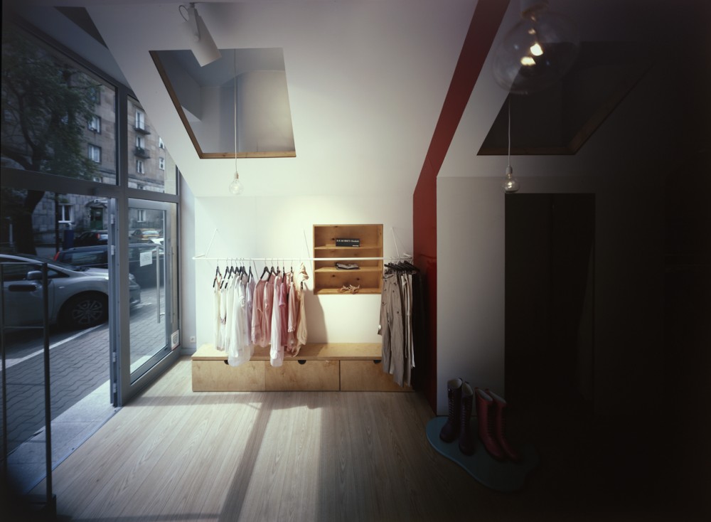 FIU FIU Boutique / BudCud and Marcin Kwietowicz