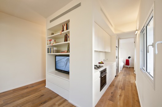 40 Sqm Apartments / SFARO (3)
