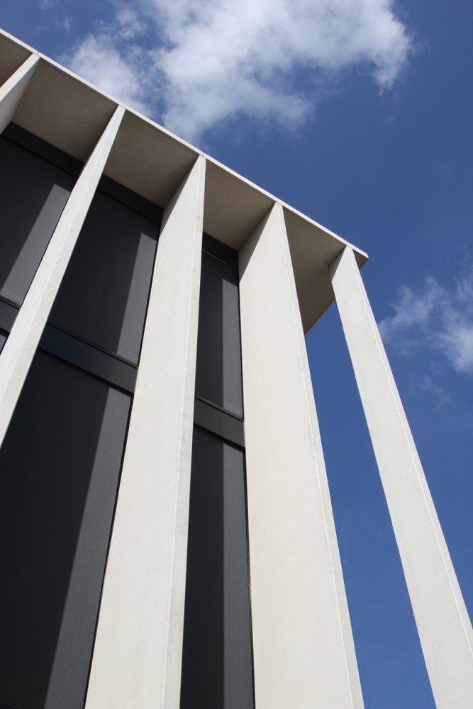 Witlox Van den Boomen new Headquarters / Van den Pauwert Architecten
