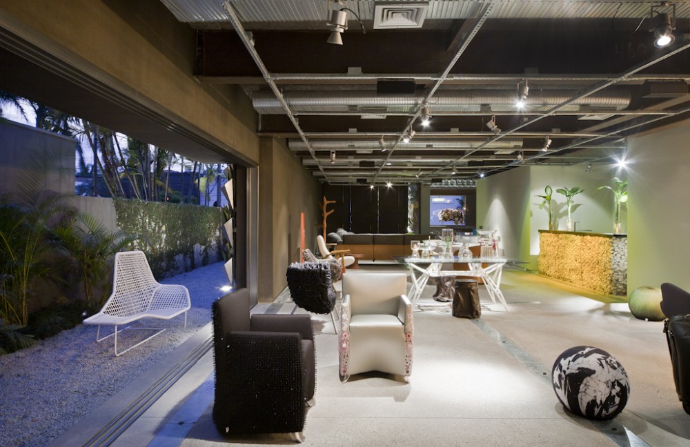 Firma Casa Store / SuperLimão Studio + Campana Brothers