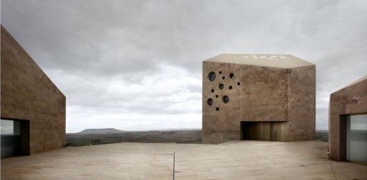 Estudio Barozzi Veiga: 5th Edition International Biennial of Architecture Barbara Cappochin Prize Winners (4)