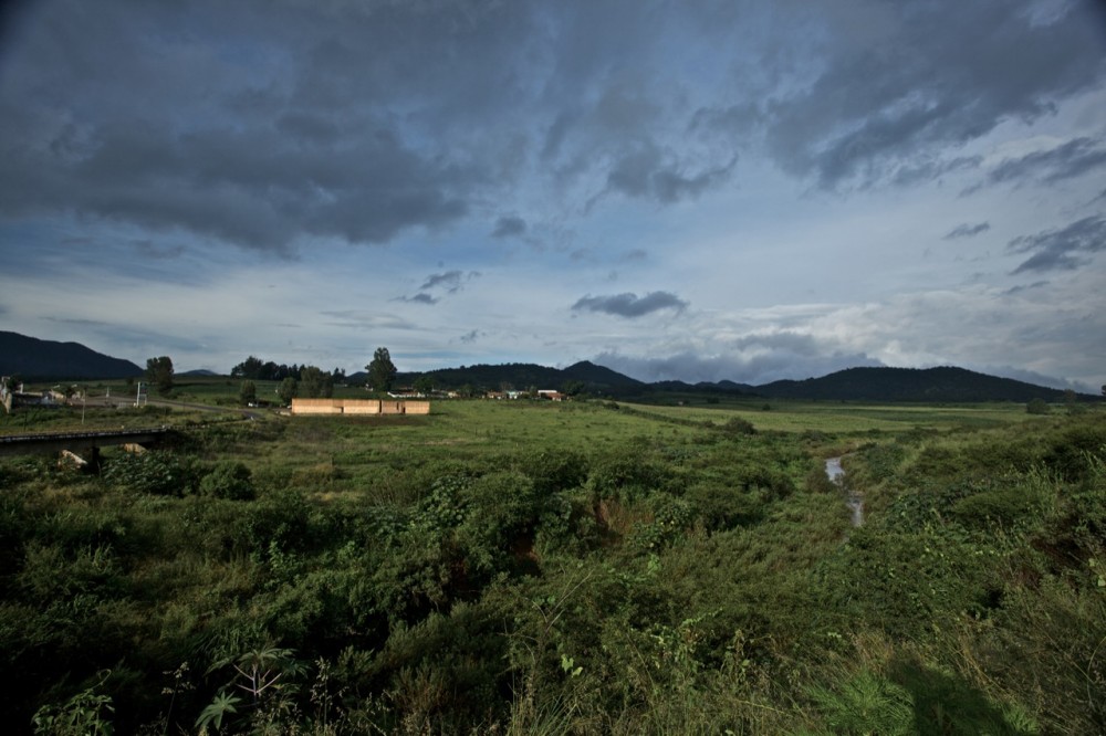 Pilgrim Route Refuge / Luis Aldrete