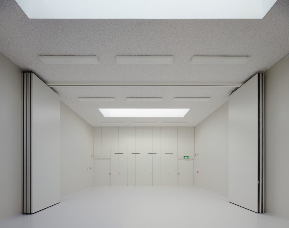 Youth Centre Amsterdam-Osdorp / Atelier Kempe Thill