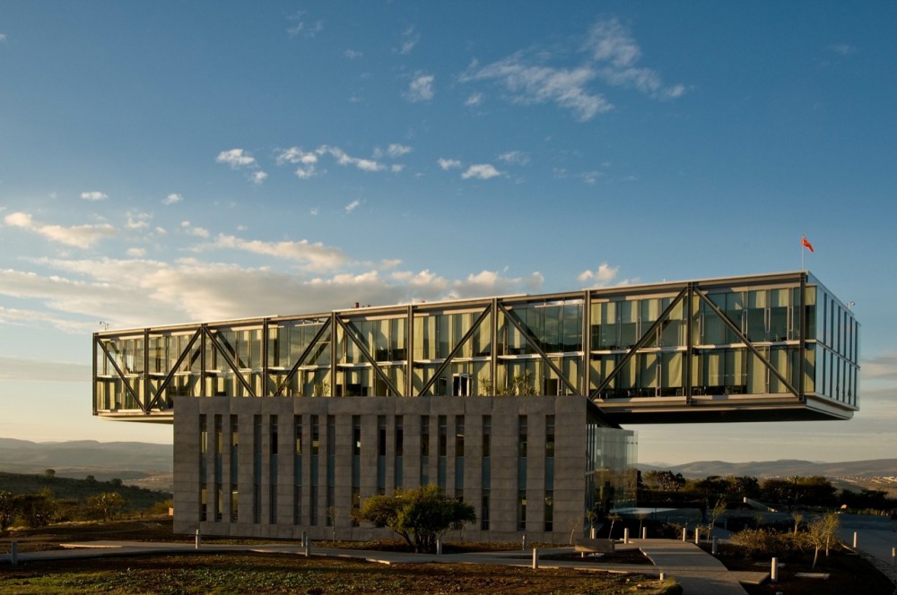 Cinepolis Headquarters / KMD Architects