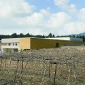 Galil Mountain Winery / Weinstein Vaadia Architects Galil Mountain Winery / Weinstein Vaadia Architects © Amit Geron