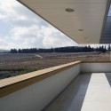 Galil Mountain Winery / Weinstein Vaadia Architects Galil Mountain Winery / Weinstein Vaadia Architects © Amit Geron