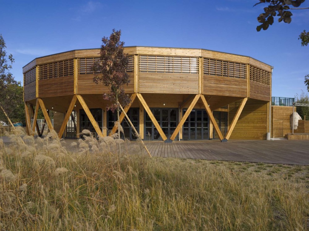 Domaine de la Rive / Nadau Lavergne Architects