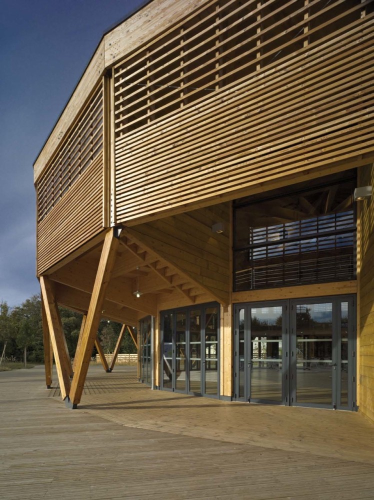 Domaine de la Rive / Nadau Lavergne Architects