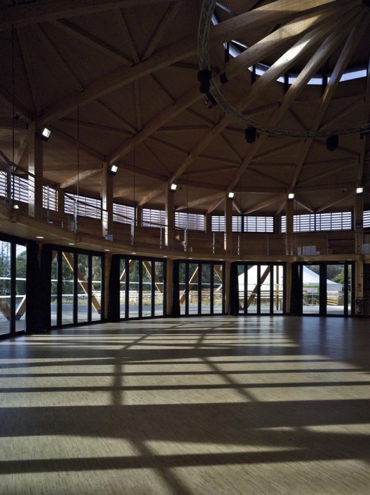 Domaine de la Rive / Nadau Lavergne Architects