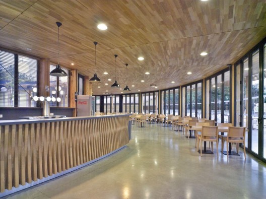 Domaine de la Rive / Nadau Lavergne Architects (41)
