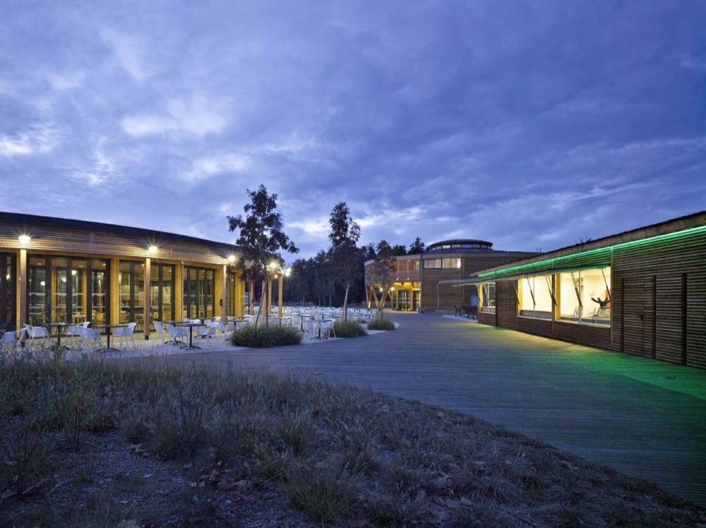 Domaine de la Rive / Nadau Lavergne Architects