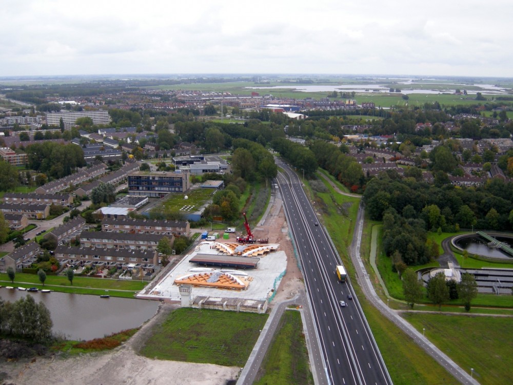 Sneek Bridge / Achterbosch Architectuur with Onix