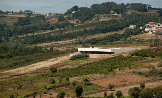 House in Alcobaça / Topos Atelier de Arquitectura (12)