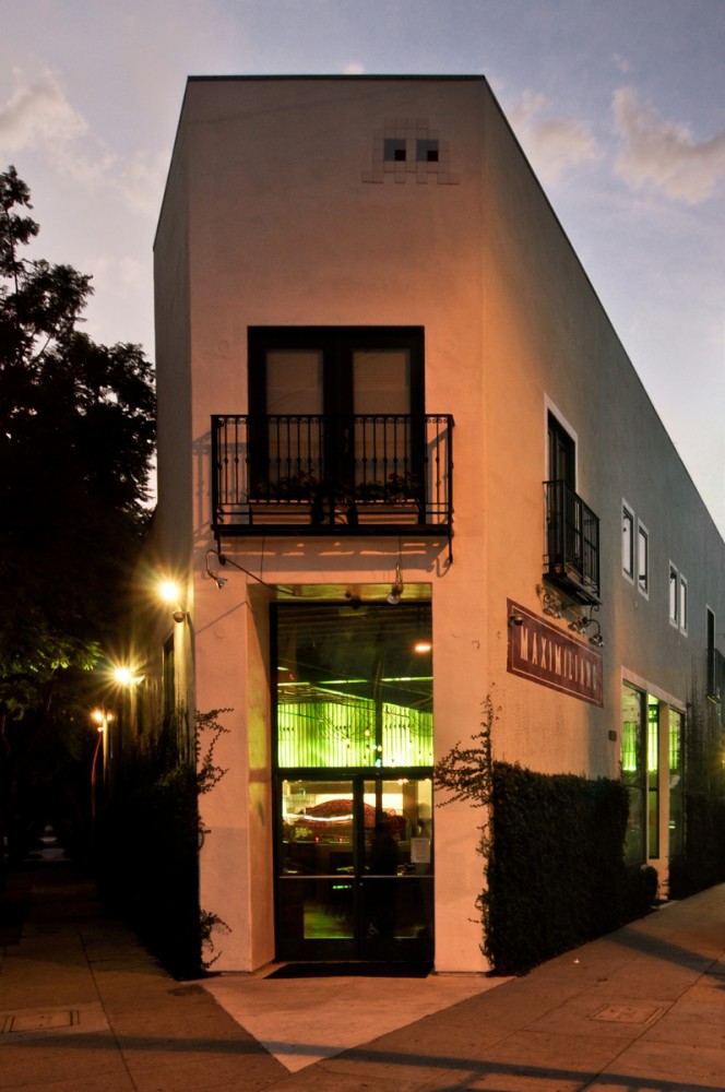 Maximiliano Restaurant / FreelandBuck