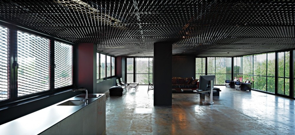 Spectator Group’s Headquarters / Studio Up