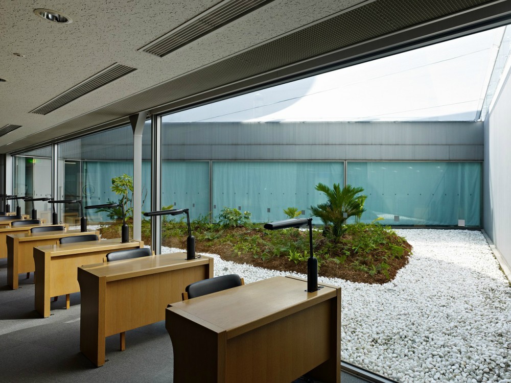 Architectural Environments for Tomorrow_OKGDVS_006 Office KGDVS, Patio & Pavilion; Photo © DAICI ANO