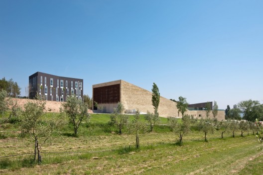 La Grajera Winery / Virai Arquitectos