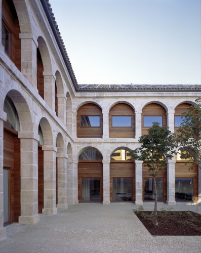 New Parador of Alcalá / Aranguren & Gallegos Architects (9)