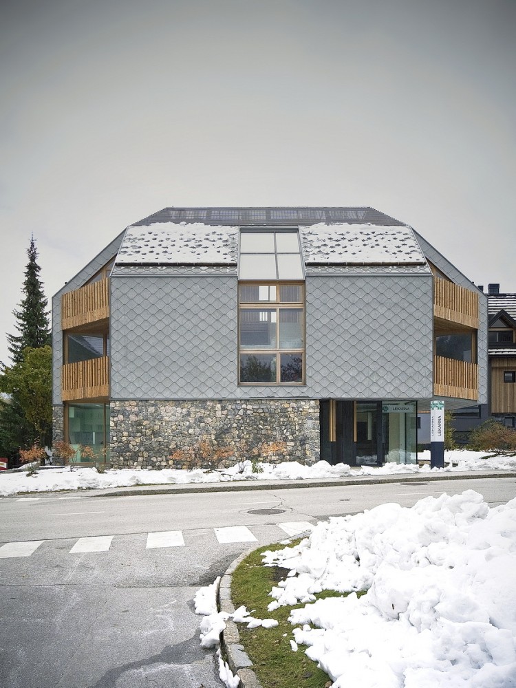 Alpine Ski Apartments / OFIS arhitekti