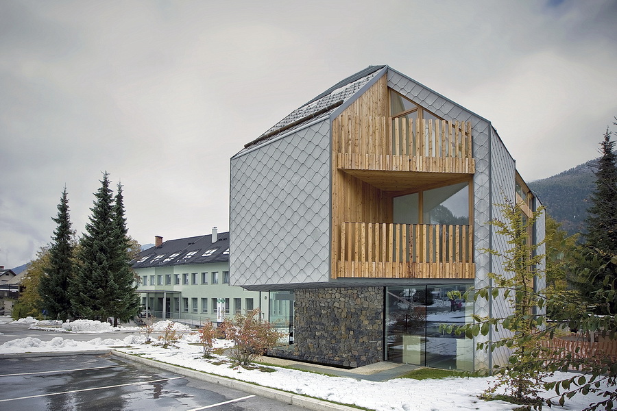 Alpine Ski Apartments / OFIS arhitekti