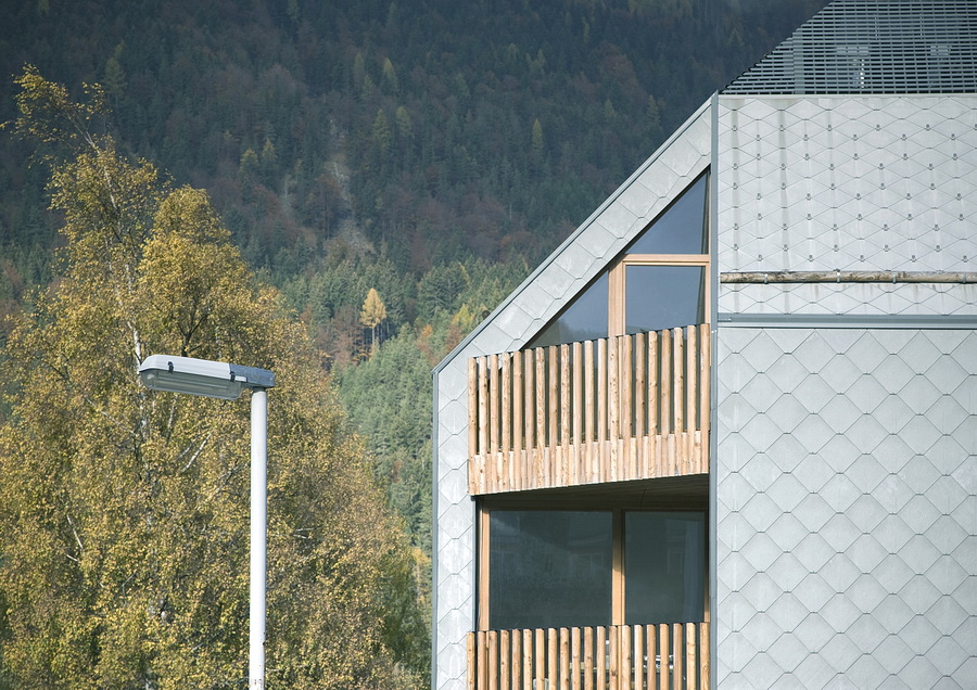 Alpine Ski Apartments / OFIS arhitekti