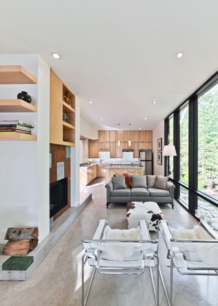 Hill-Maheux Cottage / Kariouk Associates