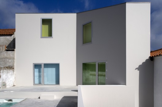 House in Sobral da Lagoa / Ricardo Bak Gordon (2)