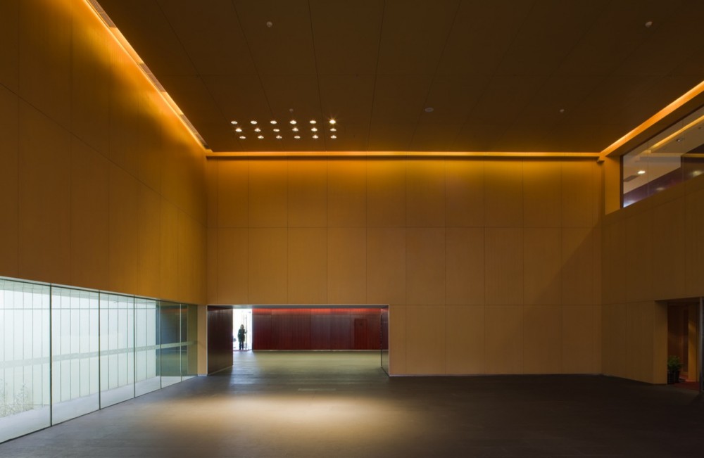 CEIBS Beijing Campus / ACXT Arquitectos