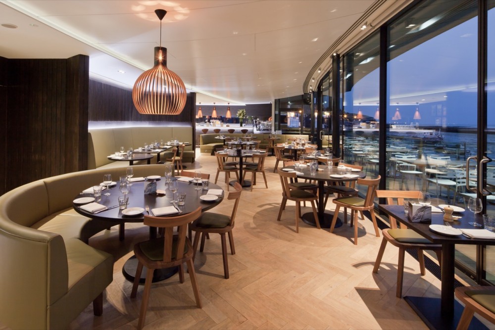 Rocksalt Seafood Restaurant / Guy Hollaway Architects
