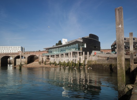 Rocksalt Seafood Restaurant / Guy Hollaway Architects (5)