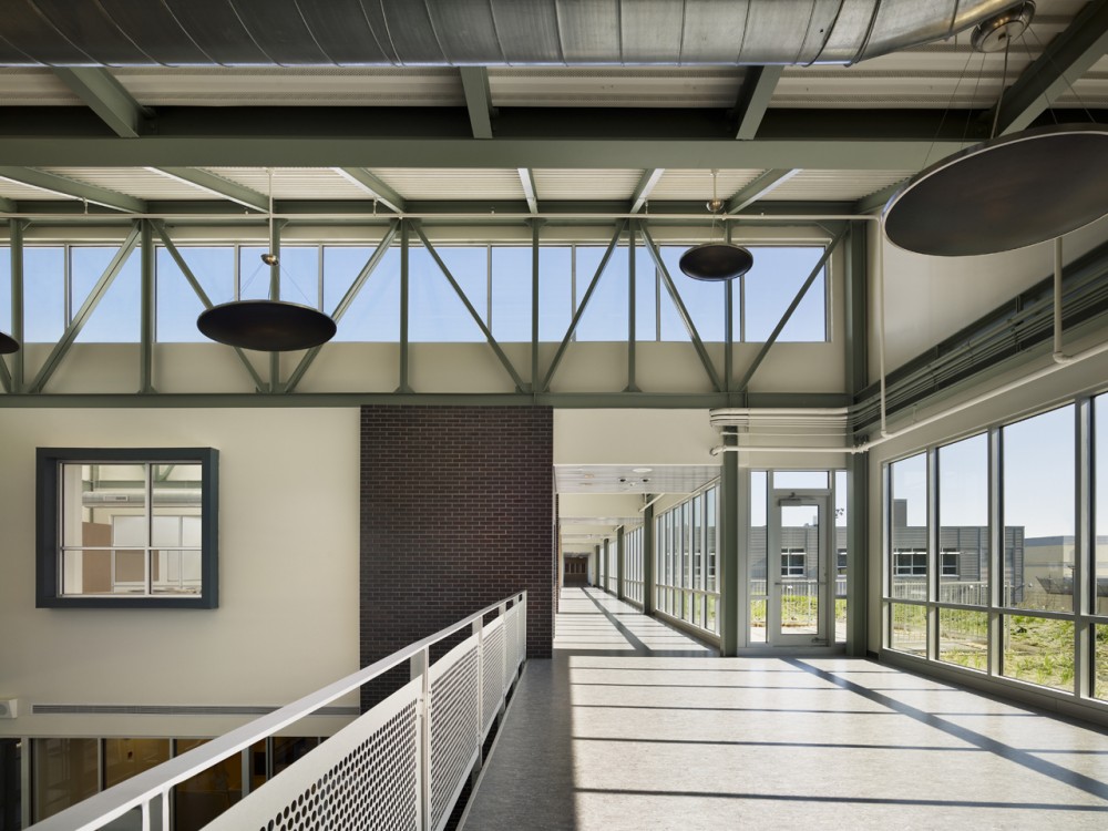 The Kensington Creative and Performing Arts High School / SMP Architects and SRK Architects