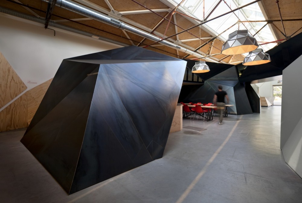 Redbull New Headquarters / Sid Lee Architecture