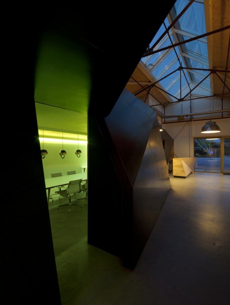Redbull New Headquarters / Sid Lee Architecture