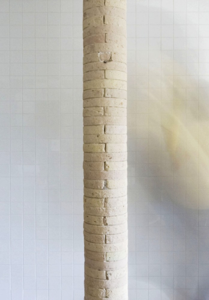 Tile and Concrete / Francesco Di Gregorio & Karin Matz