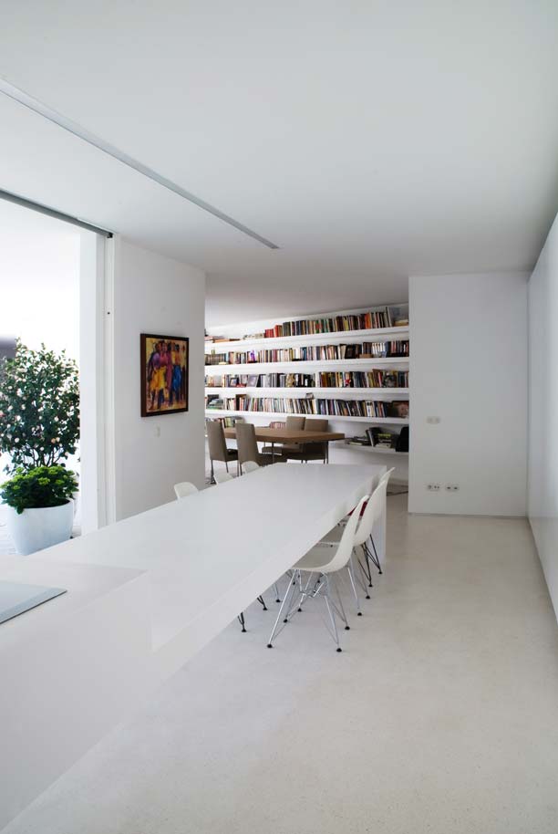 House in Aroeira / Aires Mateus