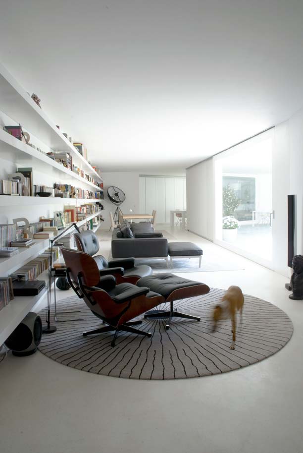 House in Aroeira / Aires Mateus