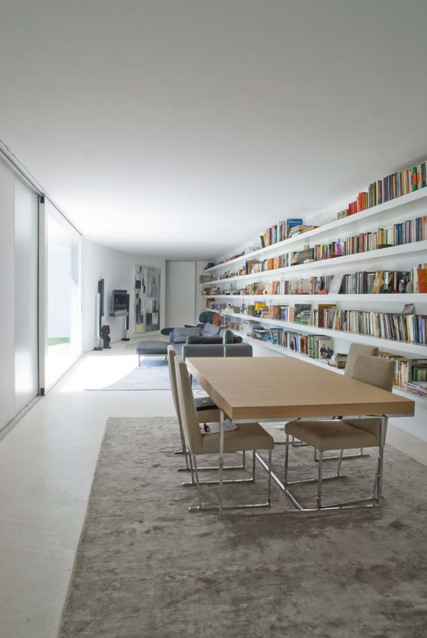 House in Aroeira / Aires Mateus