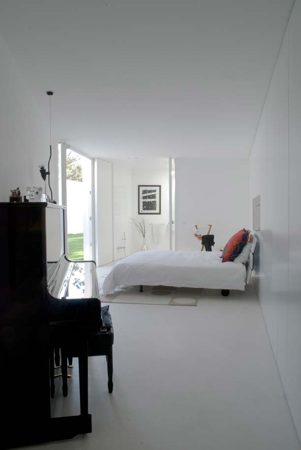 House in Aroeira / Aires Mateus