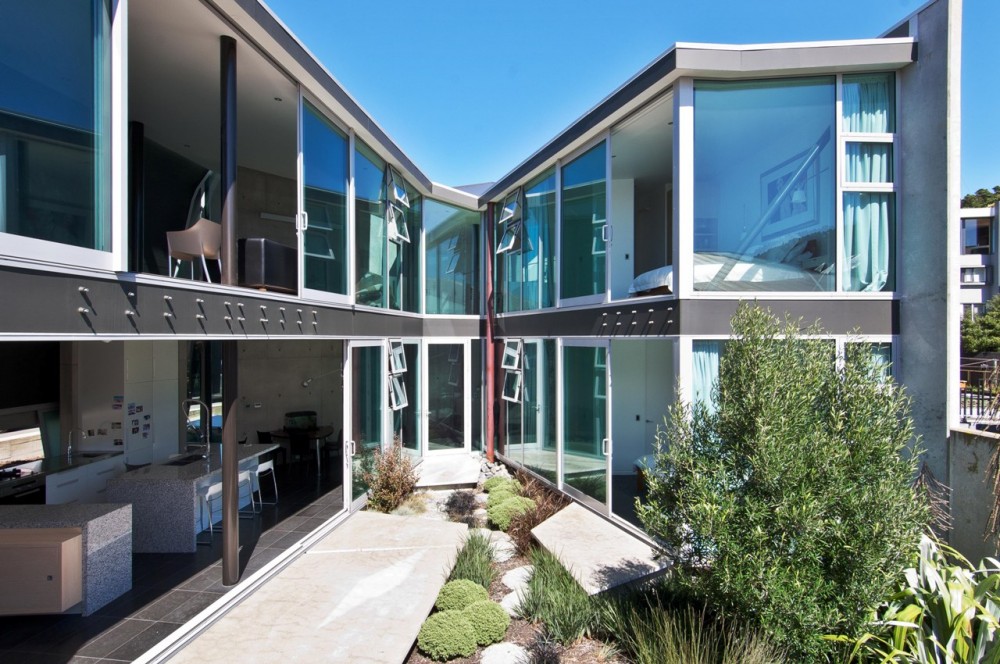 Concrete House / Simon Twose