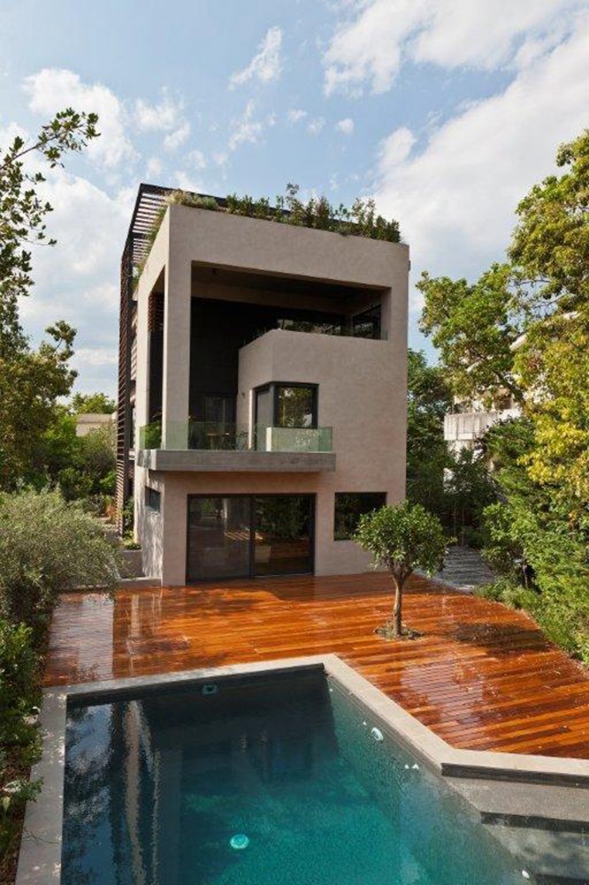 Residence in Filothei / Gem Architects