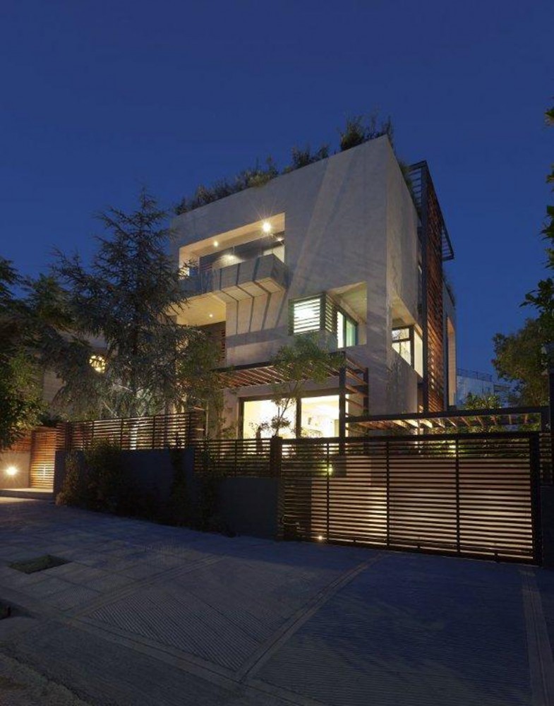 Residence in Filothei / Gem Architects