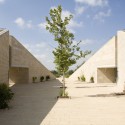 Ramat Hanadiv Visiting Center / Ada Karmi-Melamede Architects (27) Ramat Hanadiv Visiting Center / Ada Karmi-Melamede Architects (27) © Amit Geron